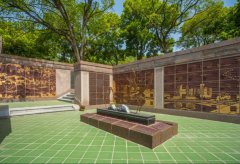 铜韵镌永：墓园美学的金属诗篇